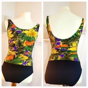 Beach Cabana Tropical Print  Womans One Piece Swimsuit Size Small